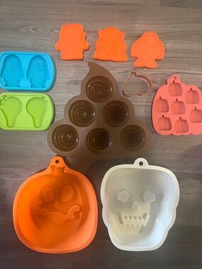 Halloween Silicone Baking Mold Set - Orange, Brown, Blue, Green, White